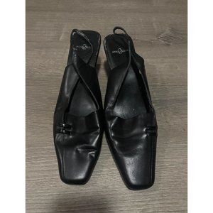 Anne 2 Klein leather slingback flats